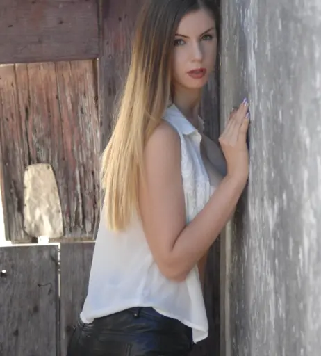 Image 1325388 from Stella Cox
