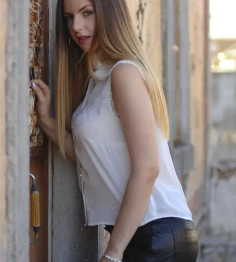 Image 1323882 from Stella Cox