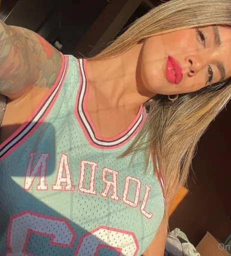 Image 18708677 from ladygoldxxx