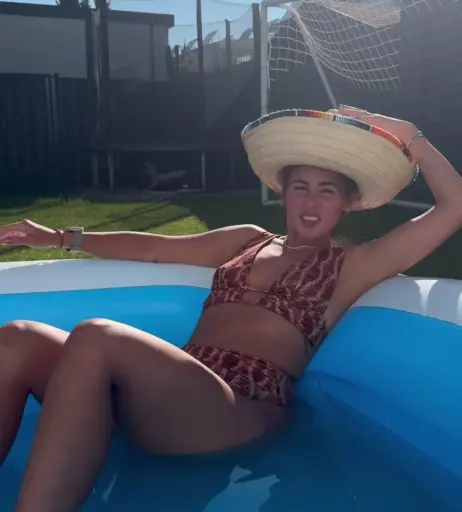 Image 1866586 from Sarah Engels