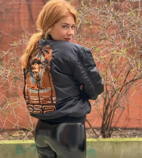 Image 1861930 from Palina Rojinski