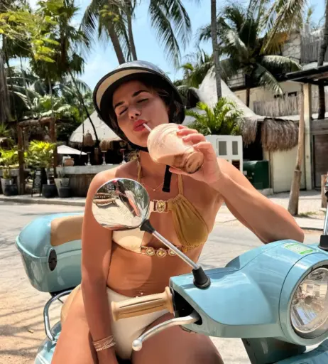 Image 1862378 from Sarah Engels