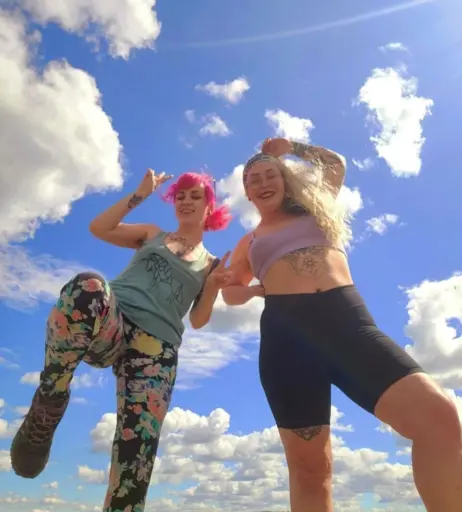 Image 1860200 from TinyToni