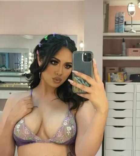 Image 186983 from Jasmine Villegas