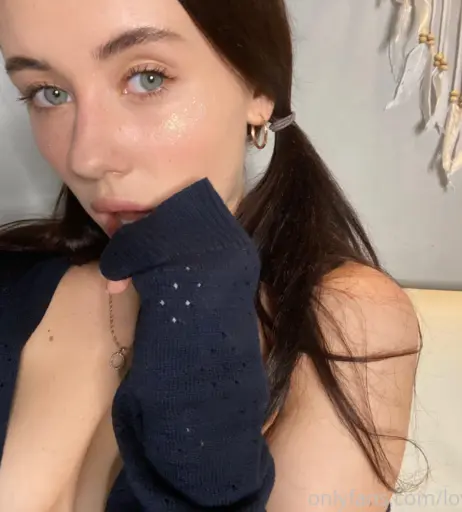 Image 1854163 from arilaviee