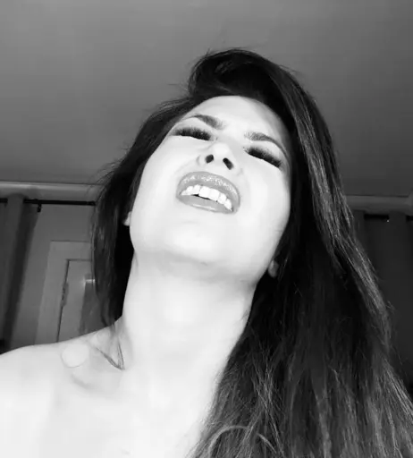 Image 1852982 from Tessa Fowler