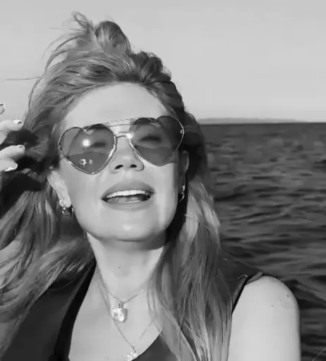 Image 1858629 from Palina Rojinski