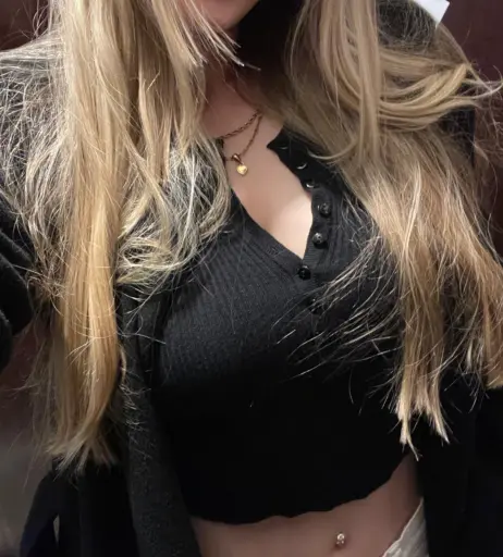 Image 1847962 from Sweetheartxo21