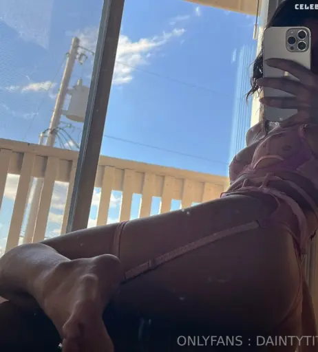 Image 1842977 from daintytits