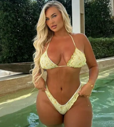 Image 1836835 from Sophie Oneill