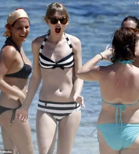 Image 1832491 from Taylor Swift