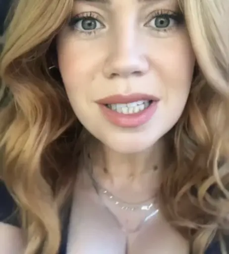 Image 1832381 from Palina Rojinski