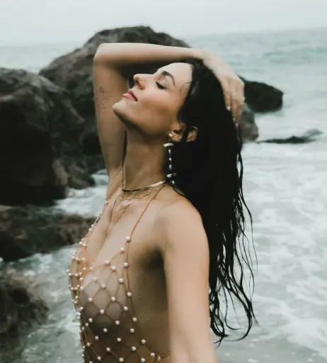 Image 1833848 from Victoria Justice