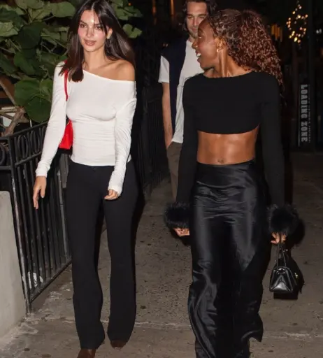 Image 1838452 from Emily Ratajkowski