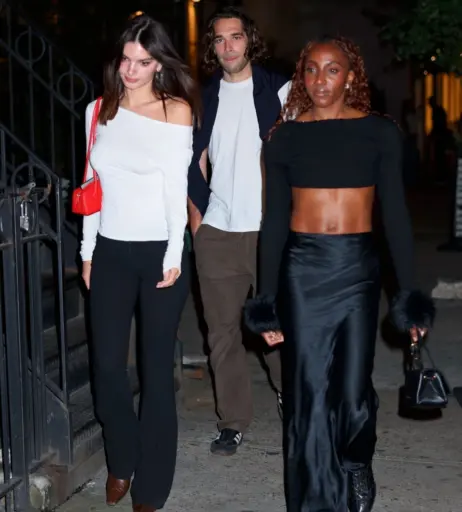 Image 1838616 from Emily Ratajkowski