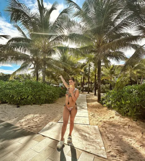 Image 1838164 from Sarah Engels