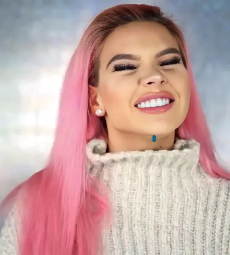 Image 1825782 from Shirin David