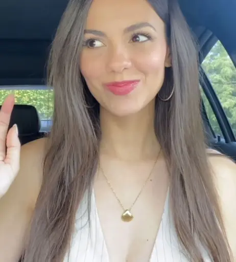 Image 1825366 from Victoria Justice