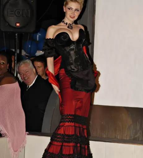 Image 1826461 from Palina Rojinski