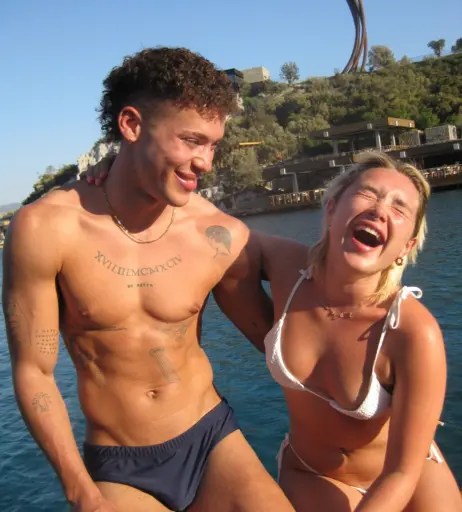 Image 1826962 from Florence Pugh