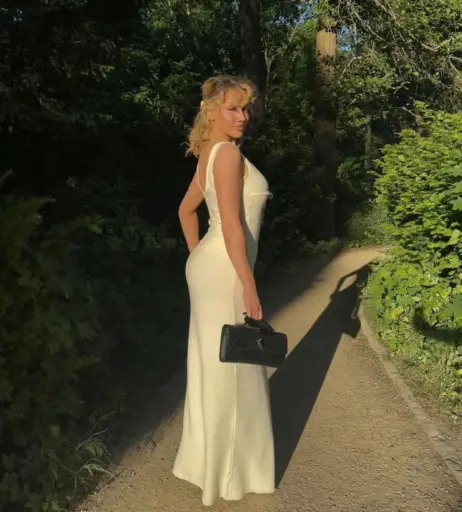 Image 1824552 from Shirin David