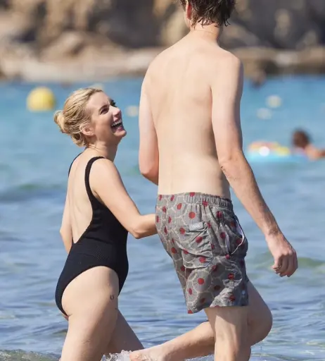 Image 1821819 from Emma Roberts