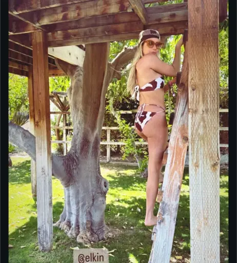 Image 1821731 from Emma Roberts