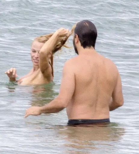 Image 1821332 from Pamela Anderson