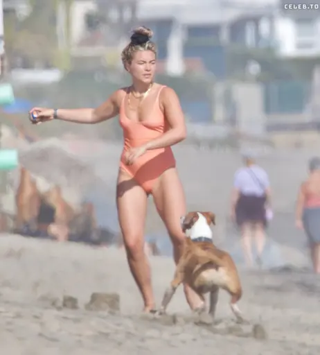 Image 1822183 from Florence Pugh