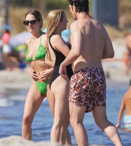 Image 1822163 from Emma Roberts