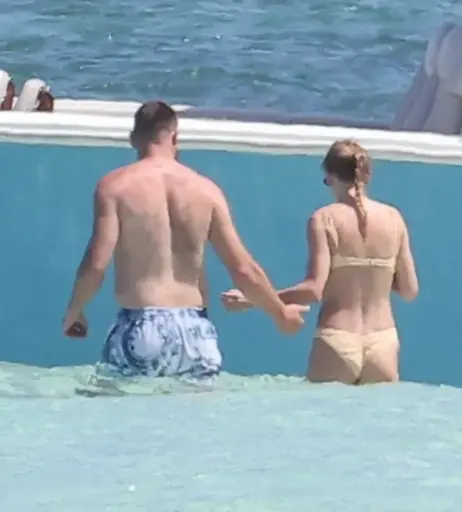 Image 1823553 from Taylor Swift