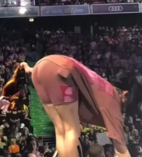 Image 1820010 from Billie Eilish