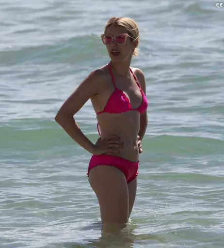 Image 1820024 from Emma Roberts