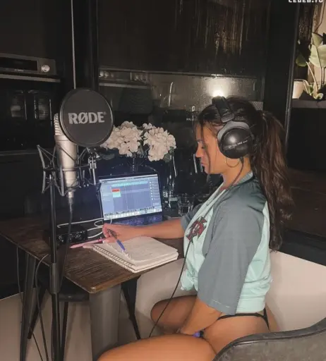 Image 1816674 from Jeje Lopes