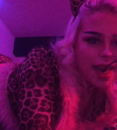 Image 1816348 from Sophioosh