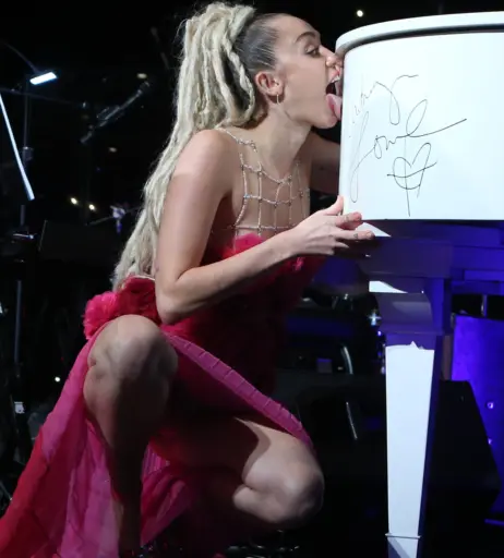 Image 1811790 from Miley Cyrus