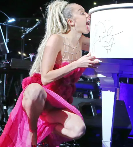 Image 1811767 from Miley Cyrus