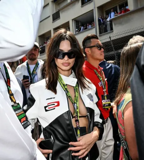 Image 1810112 from Emily Ratajkowski