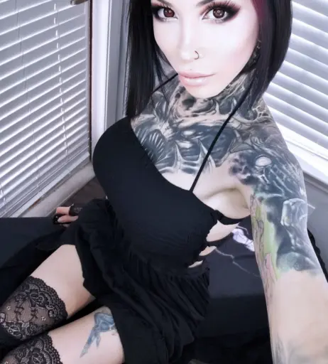 Image 1810372 from Razor Candi