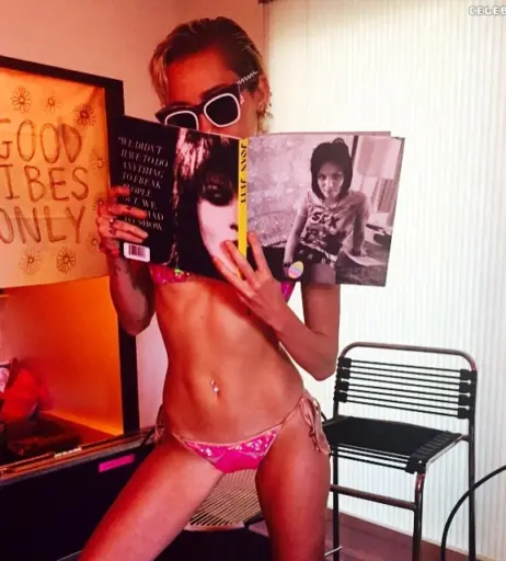 Image 1810915 from Miley Cyrus