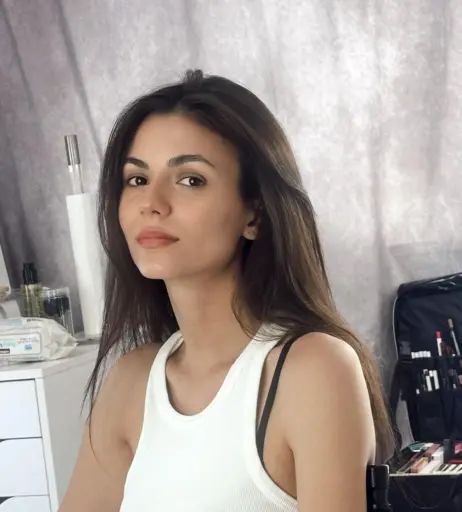 Image 1819637 from Victoria Justice