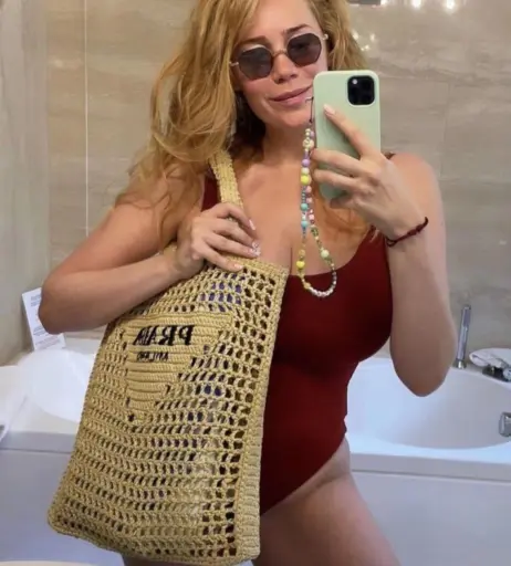 Image 1818724 from Palina Rojinski