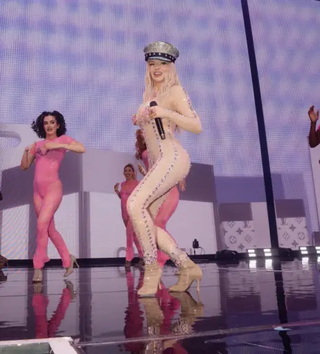 Image 1818154 from Shirin David