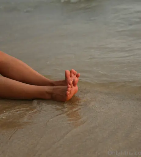 Image 18058310 from eurasian_feet