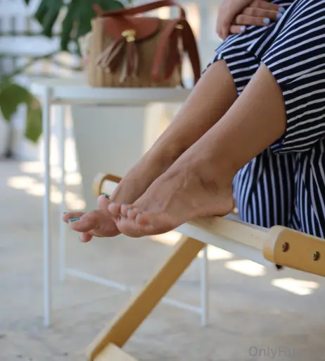 Image 18055551 from eurasian_feet