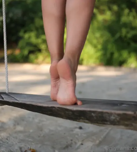 Image 18055190 from eurasian_feet