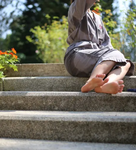 Image 18055158 from eurasian_feet