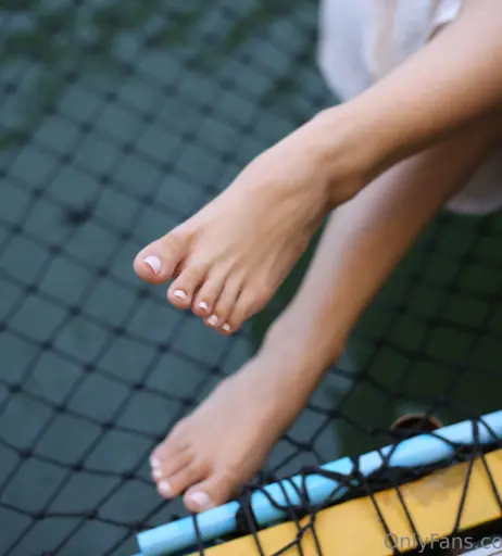 Image 18055374 from eurasian_feet