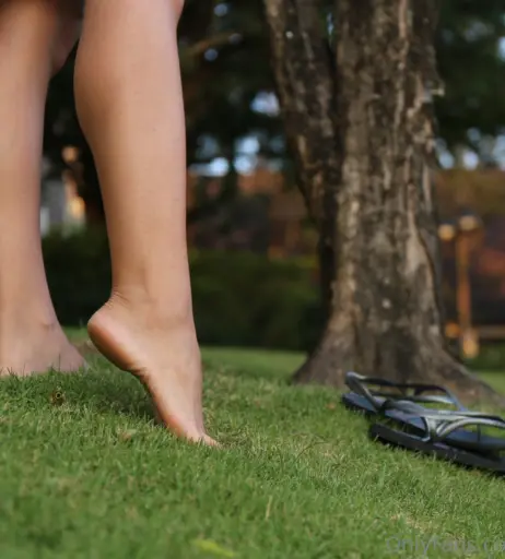 Image 18054293 from eurasian_feet