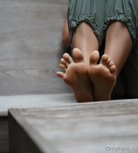 Image 18054261 from eurasian_feet